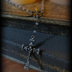 Lis d'Amore Beaded Rosary Necklace