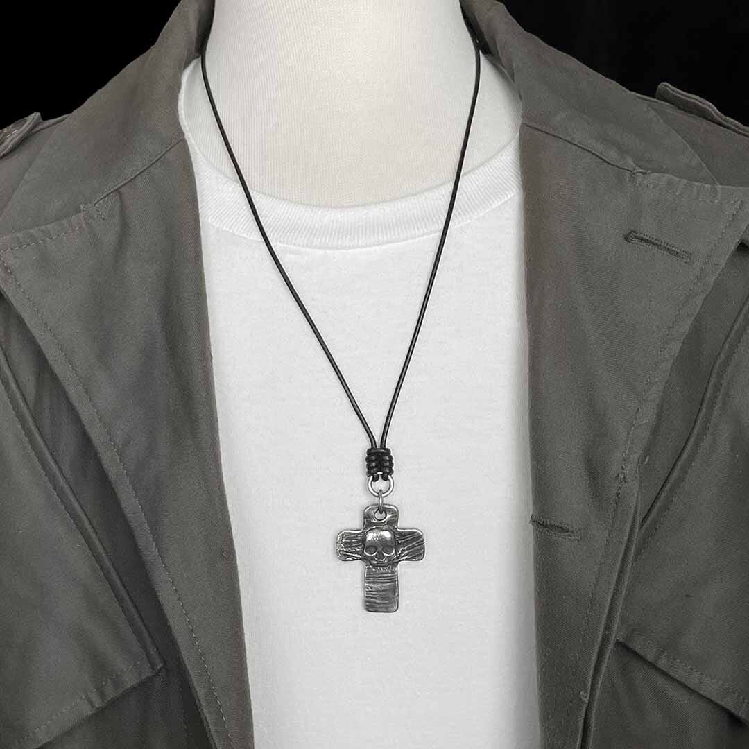 Rocker jewelry for men – Memento Mori Skull Cross Pendant by Rock My Wings.