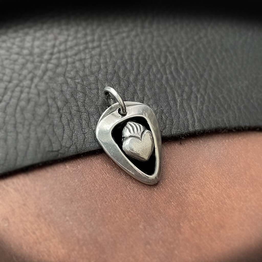 Sacred Heart Pendant for Men - Rock my Wings